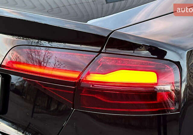 Черный Ауди А8, объемом двигателя 3.99 л и пробегом 181 тыс. км за 22000 $, фото 9 на Automoto.ua