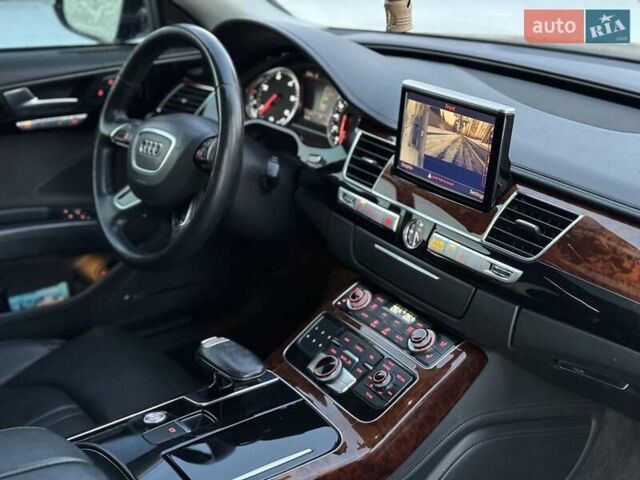 Черный Ауди А8, объемом двигателя 3 л и пробегом 261 тыс. км за 19750 $, фото 7 на Automoto.ua