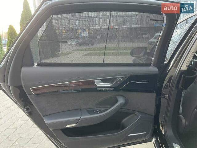 Чорний Ауді A8, об'ємом двигуна 3.99 л та пробігом 56 тис. км за 40000 $, фото 66 на Automoto.ua