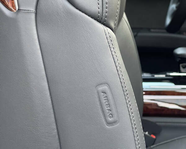 Чорний Ауді A8, об'ємом двигуна 3.99 л та пробігом 56 тис. км за 40000 $, фото 110 на Automoto.ua