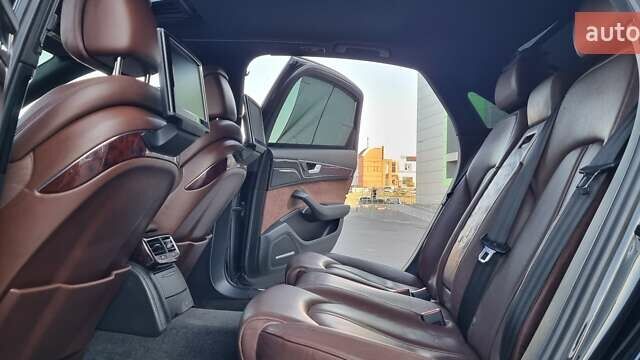 Чорний Ауді A8, об'ємом двигуна 3 л та пробігом 245 тис. км за 23000 $, фото 72 на Automoto.ua