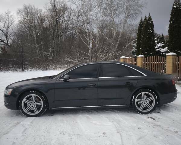 Черный Ауди А8, объемом двигателя 3 л и пробегом 230 тыс. км за 10650 $, фото 7 на Automoto.ua