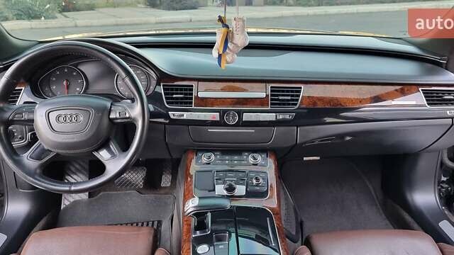 Чорний Ауді A8, об'ємом двигуна 3 л та пробігом 245 тис. км за 23000 $, фото 30 на Automoto.ua