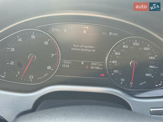 Черный Ауди А8, объемом двигателя 3.99 л и пробегом 181 тыс. км за 30000 $, фото 12 на Automoto.ua