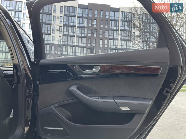 Чорний Ауді A8, об'ємом двигуна 3.99 л та пробігом 56 тис. км за 40000 $, фото 89 на Automoto.ua