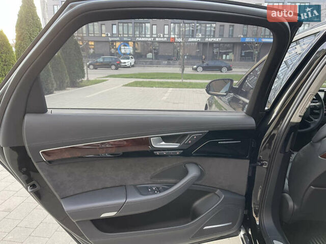 Чорний Ауді A8, об'ємом двигуна 3.99 л та пробігом 56 тис. км за 40000 $, фото 65 на Automoto.ua