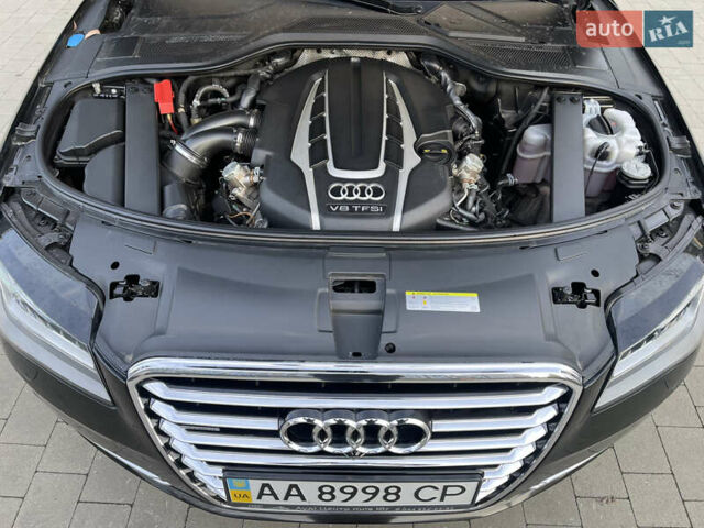 Чорний Ауді A8, об'ємом двигуна 3.99 л та пробігом 56 тис. км за 40000 $, фото 21 на Automoto.ua