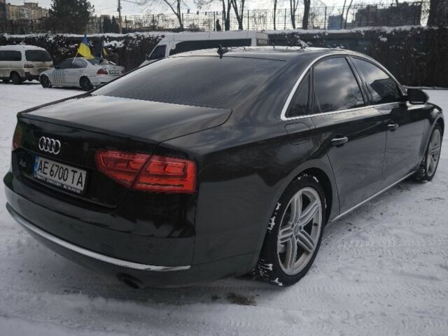 Черный Ауди А8, объемом двигателя 0 л и пробегом 230 тыс. км за 10650 $, фото 4 на Automoto.ua