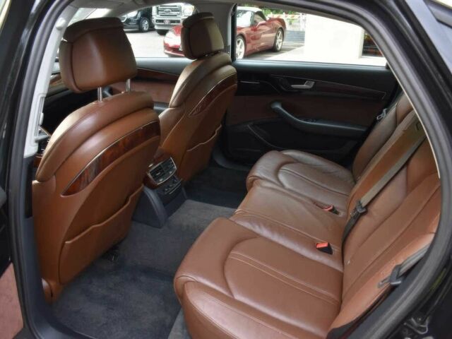 Ауді A8 2014 у Івано-Франківську на Automoto.ua Чорний Ауді A8, об'ємом двигуна 4 л та пробігом 87 тис. км за 6500 $, фото 17 на Automoto.ua