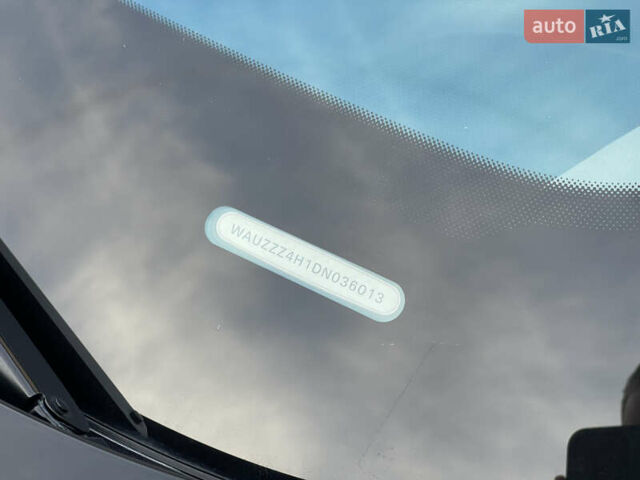 Чорний Ауді A8, об'ємом двигуна 3.99 л та пробігом 56 тис. км за 40000 $, фото 29 на Automoto.ua