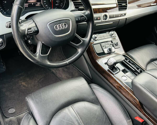 Чорний Ауді A8, об'ємом двигуна 2.97 л та пробігом 212 тис. км за 26777 $, фото 10 на Automoto.ua