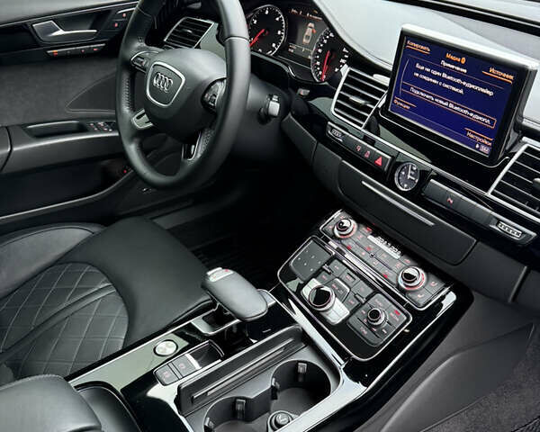 Черный Ауди А8, объемом двигателя 2.97 л и пробегом 86 тыс. км за 31000 $, фото 28 на Automoto.ua