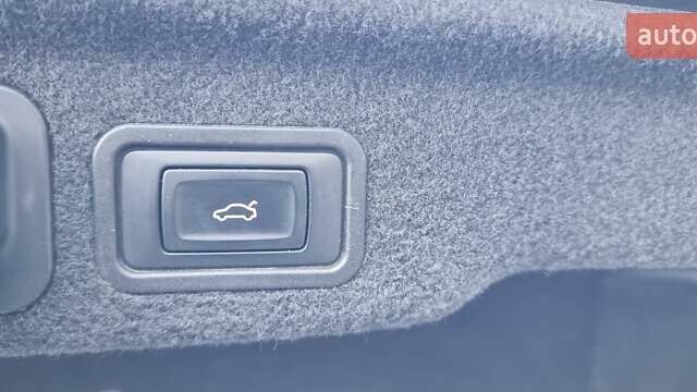 Ауді A8 2014 у Кривому Розі на Automoto.ua Чорний Ауді A8, об'ємом двигуна 3 л та пробігом 245 тис. км за 19000 $, фото 78 на Automoto.ua