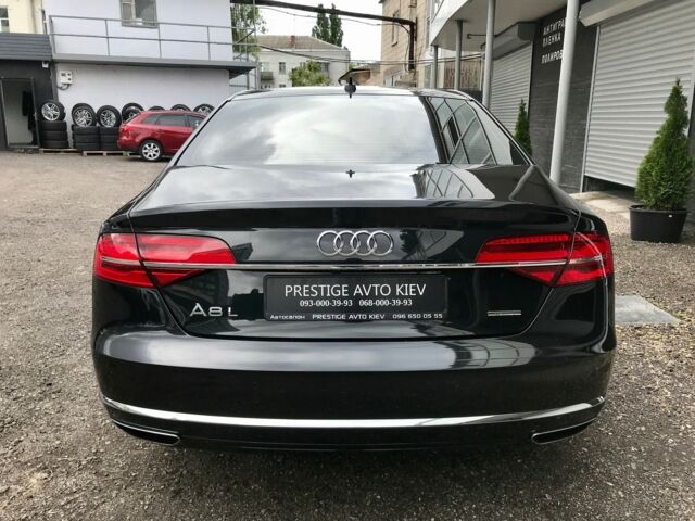 Чорний Ауді A8, об'ємом двигуна 3 л та пробігом 145 тис. км за 35500 $, фото 11 на Automoto.ua