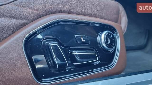 Чорний Ауді A8, об'ємом двигуна 3 л та пробігом 245 тис. км за 23000 $, фото 51 на Automoto.ua