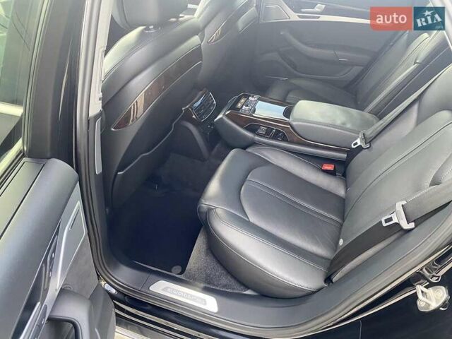 Чорний Ауді A8, об'ємом двигуна 2.97 л та пробігом 198 тис. км за 29950 $, фото 29 на Automoto.ua