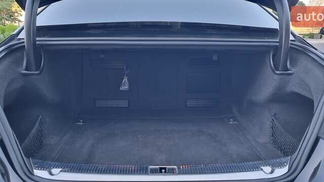 Ауді A8 2014 у Кривому Розі на Automoto.ua Чорний Ауді A8, об'ємом двигуна 3 л та пробігом 245 тис. км за 19000 $, фото 76 на Automoto.ua