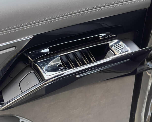 Чорний Ауді A8, об'ємом двигуна 3.99 л та пробігом 56 тис. км за 40000 $, фото 57 на Automoto.ua