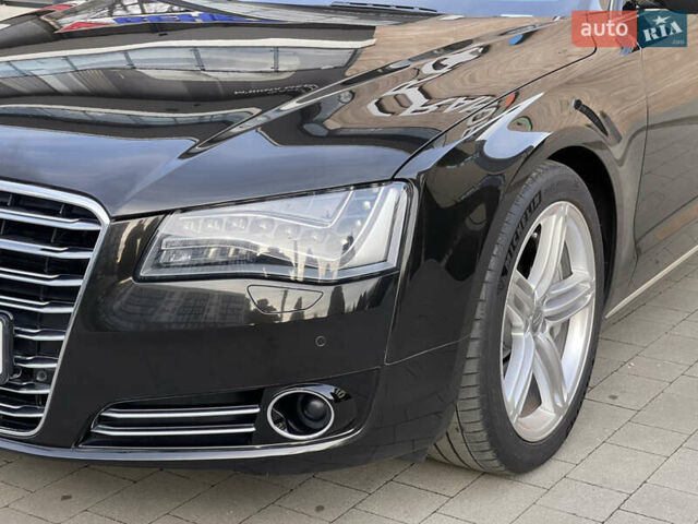 Чорний Ауді A8, об'ємом двигуна 3.99 л та пробігом 56 тис. км за 40000 $, фото 15 на Automoto.ua