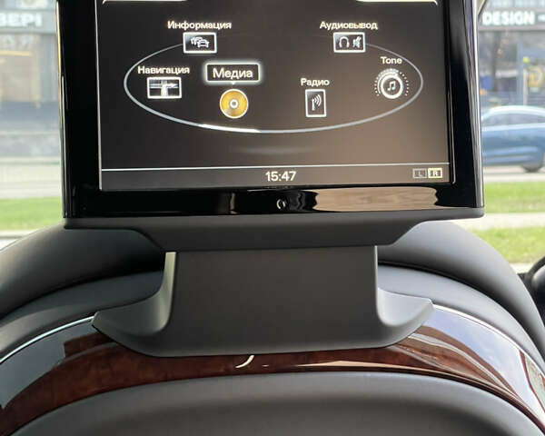 Чорний Ауді A8, об'ємом двигуна 3.99 л та пробігом 56 тис. км за 40000 $, фото 127 на Automoto.ua