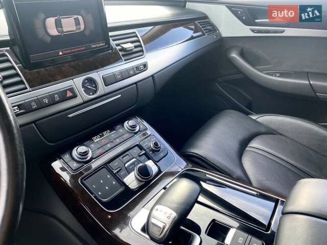 Чорний Ауді A8, об'ємом двигуна 2.97 л та пробігом 198 тис. км за 29950 $, фото 33 на Automoto.ua