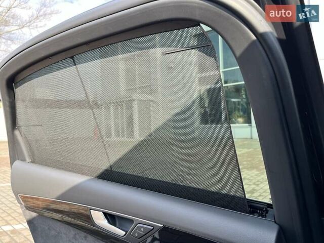 Черный Ауди А8, объемом двигателя 3 л и пробегом 172 тыс. км за 28000 $, фото 15 на Automoto.ua