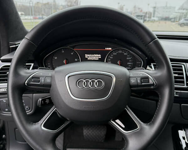 Черный Ауди А8, объемом двигателя 2.97 л и пробегом 86 тыс. км за 31000 $, фото 12 на Automoto.ua