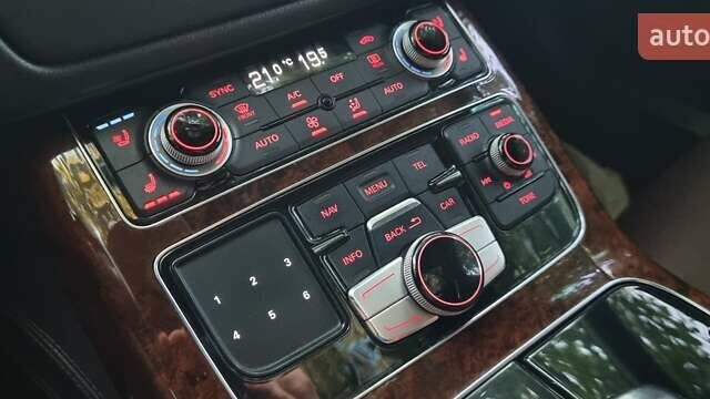 Чорний Ауді A8, об'ємом двигуна 3 л та пробігом 245 тис. км за 23000 $, фото 33 на Automoto.ua