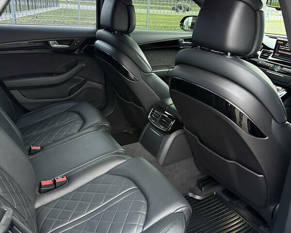 Черный Ауди А8, объемом двигателя 2.97 л и пробегом 86 тыс. км за 31000 $, фото 26 на Automoto.ua