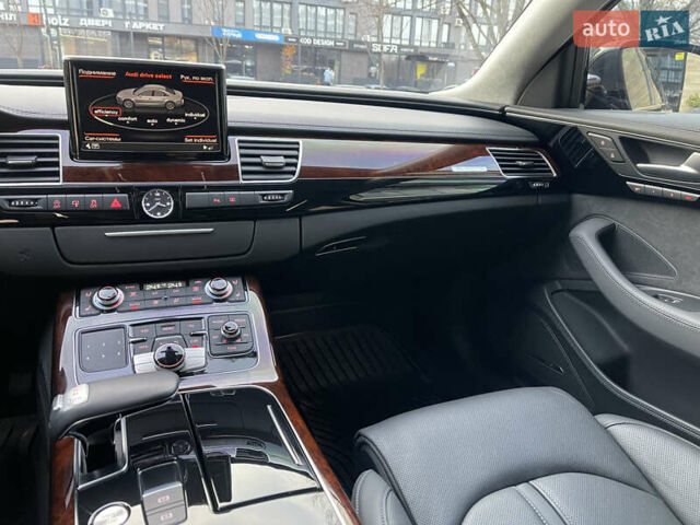 Чорний Ауді A8, об'ємом двигуна 3.99 л та пробігом 56 тис. км за 40000 $, фото 82 на Automoto.ua