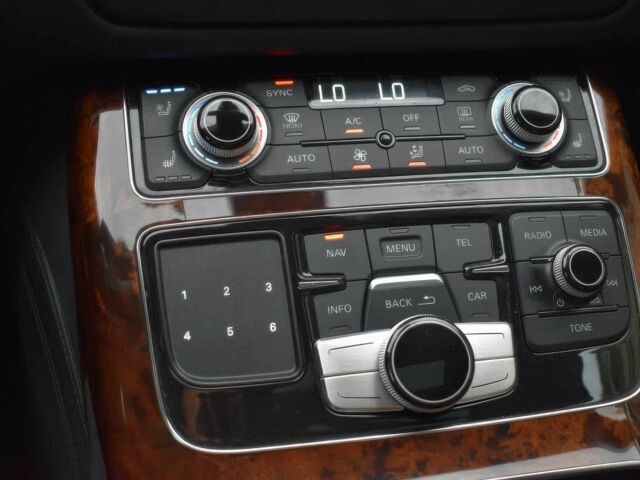 Ауді A8 2014 у Івано-Франківську на Automoto.ua Чорний Ауді A8, об'ємом двигуна 4 л та пробігом 87 тис. км за 6500 $, фото 11 на Automoto.ua
