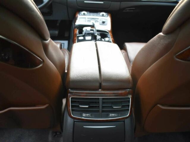 Ауді A8 2014 у Івано-Франківську на Automoto.ua Чорний Ауді A8, об'ємом двигуна 4 л та пробігом 87 тис. км за 6500 $, фото 16 на Automoto.ua