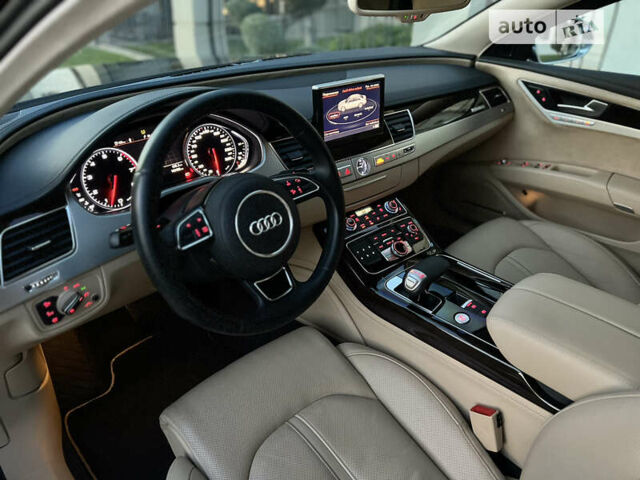 Черный Ауди А8, объемом двигателя 3.99 л и пробегом 163 тыс. км за 165000 $, фото 31 на Automoto.ua