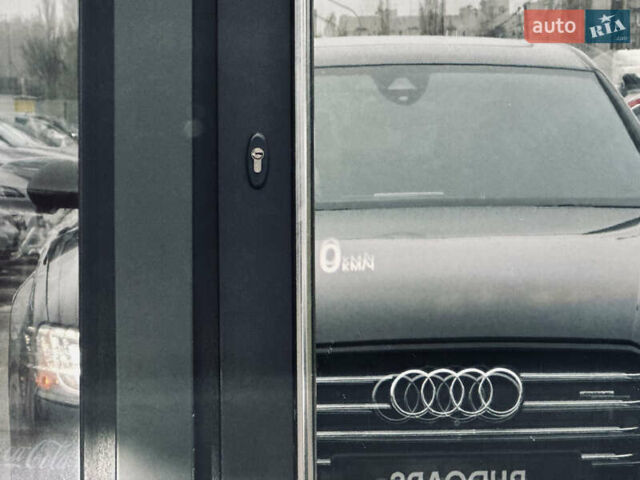 Чорний Ауді A8, об'ємом двигуна 3 л та пробігом 274 тис. км за 18700 $, фото 83 на Automoto.ua