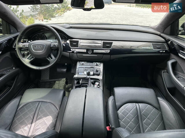 Черный Ауди А8, объемом двигателя 3.99 л и пробегом 195 тыс. км за 27000 $, фото 20 на Automoto.ua