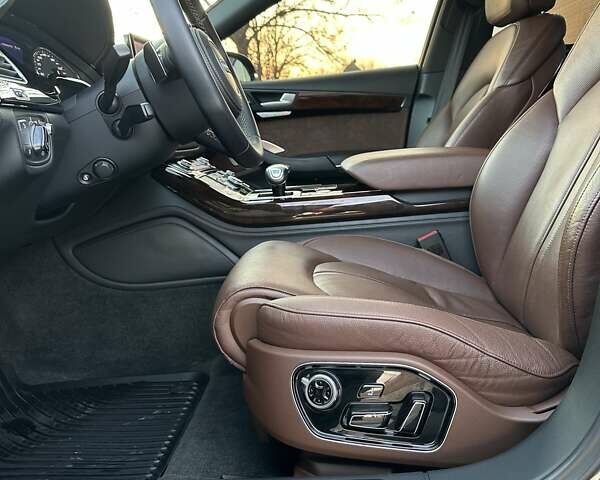 Чорний Ауді A8, об'ємом двигуна 3.99 л та пробігом 140 тис. км за 33900 $, фото 31 на Automoto.ua