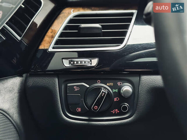 Чорний Ауді A8, об'ємом двигуна 3 л та пробігом 274 тис. км за 18700 $, фото 73 на Automoto.ua