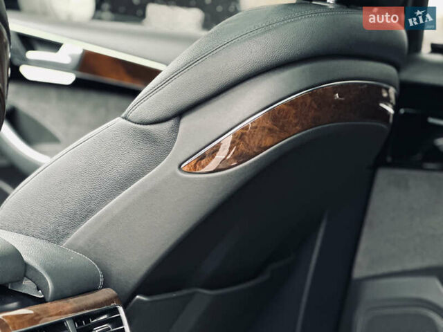 Чорний Ауді A8, об'ємом двигуна 3 л та пробігом 274 тис. км за 18700 $, фото 23 на Automoto.ua
