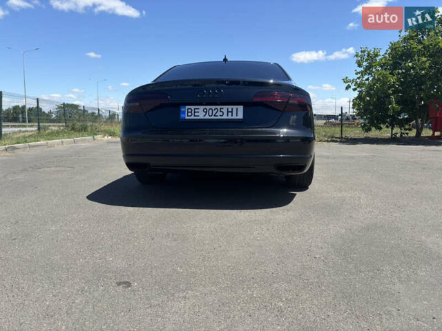 Черный Ауди А8, объемом двигателя 3.99 л и пробегом 140 тыс. км за 30000 $, фото 6 на Automoto.ua