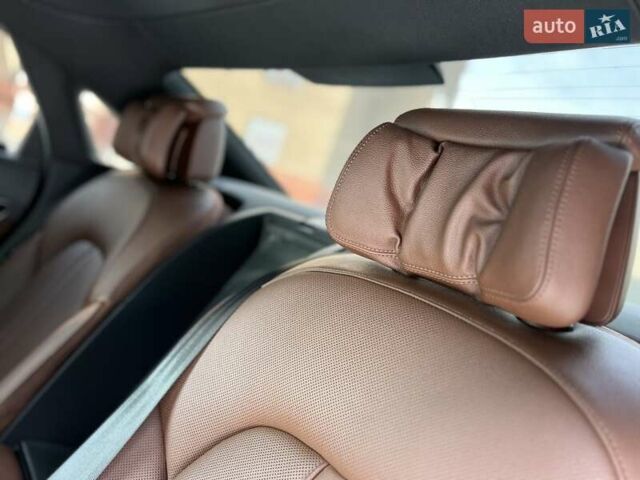 Чорний Ауді A8, об'ємом двигуна 3.99 л та пробігом 140 тис. км за 33900 $, фото 60 на Automoto.ua