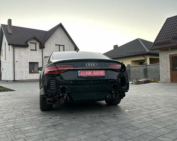 Черный Ауди А8, объемом двигателя 3 л и пробегом 195 тыс. км за 15950 $, фото 11 на Automoto.ua