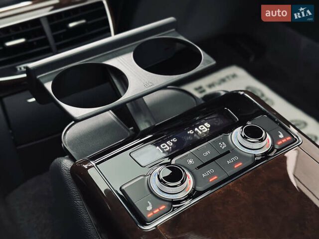 Чорний Ауді A8, об'ємом двигуна 3 л та пробігом 274 тис. км за 18700 $, фото 44 на Automoto.ua