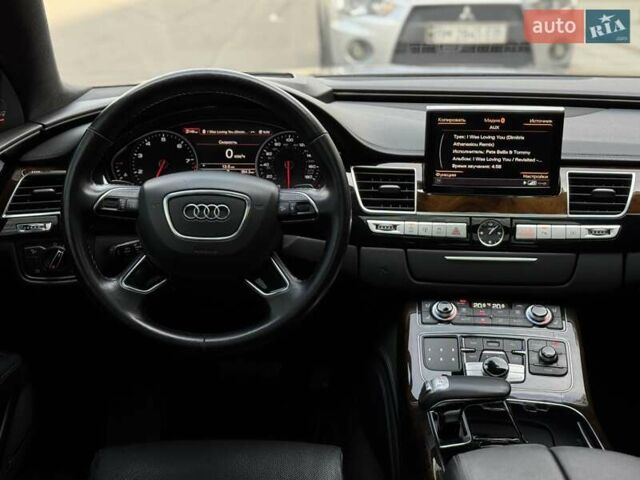 Черный Ауди А8, объемом двигателя 3 л и пробегом 111 тыс. км за 23999 $, фото 19 на Automoto.ua