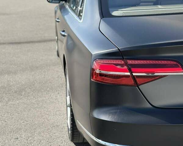 Чорний Ауді A8, об'ємом двигуна 4.13 л та пробігом 263 тис. км за 33500 $, фото 14 на Automoto.ua