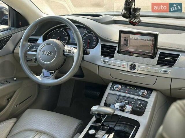 Чорний Ауді A8, об'ємом двигуна 4.13 л та пробігом 263 тис. км за 33500 $, фото 46 на Automoto.ua