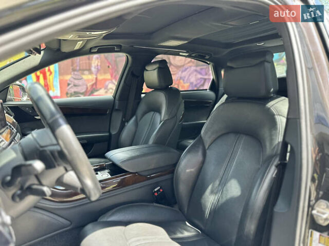 Черный Ауди А8, объемом двигателя 3 л и пробегом 180 тыс. км за 21500 $, фото 38 на Automoto.ua