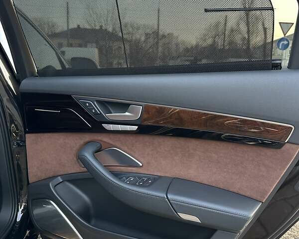 Чорний Ауді A8, об'ємом двигуна 3.99 л та пробігом 140 тис. км за 33900 $, фото 39 на Automoto.ua