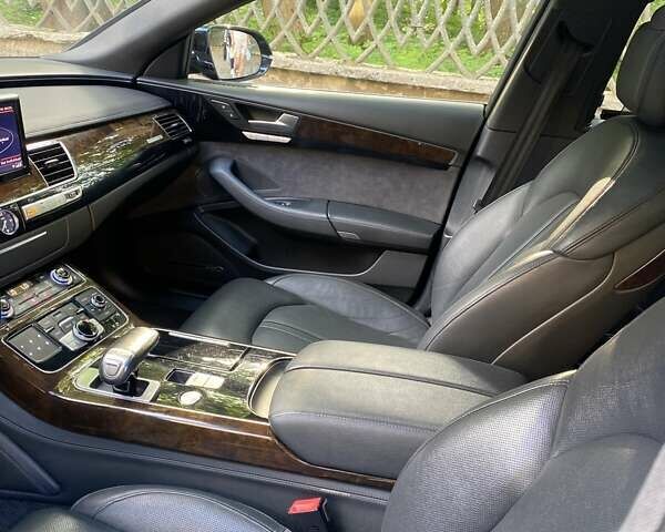 Черный Ауди А8, объемом двигателя 3 л и пробегом 127 тыс. км за 22000 $, фото 12 на Automoto.ua