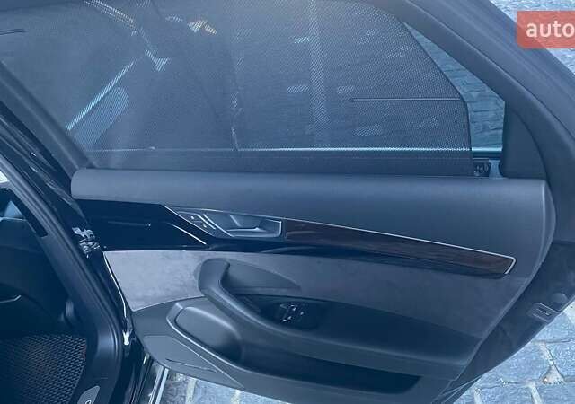 Черный Ауди А8, объемом двигателя 3.99 л и пробегом 170 тыс. км за 25000 $, фото 42 на Automoto.ua