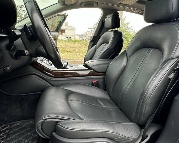 Чорний Ауді A8, об'ємом двигуна 3 л та пробігом 150 тис. км за 25000 $, фото 3 на Automoto.ua